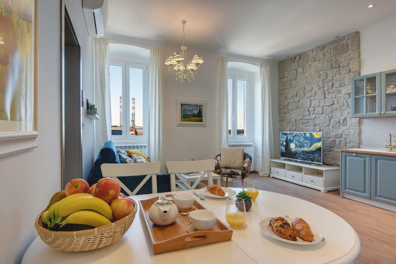 Apartments Novak プーラ エクステリア 写真